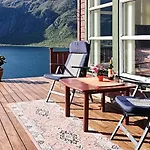 6 Person In Tengelfjord * Tengelfjorden
