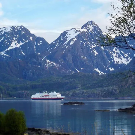 6 Person In Tengelfjord *
